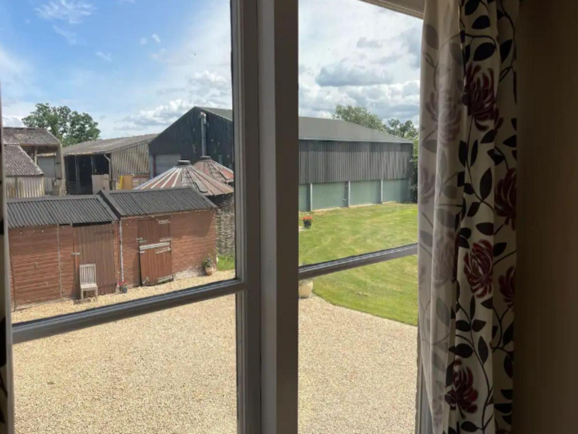 Pass The Keys Hare Cottage Wonderful Views And Parking Moreton-in-Marsh Zewnętrze zdjęcie